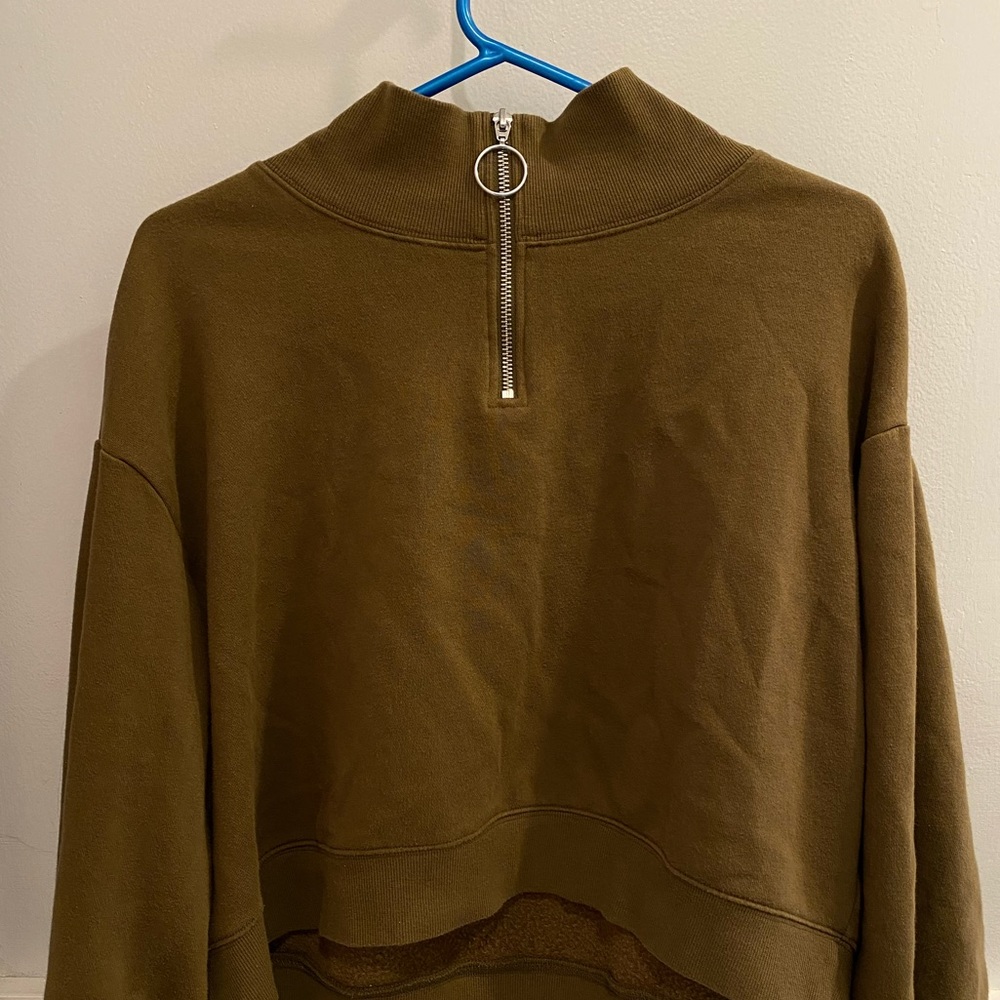 ✨BUNDLE✨ 2 Divided Quarter Zip Sweaters